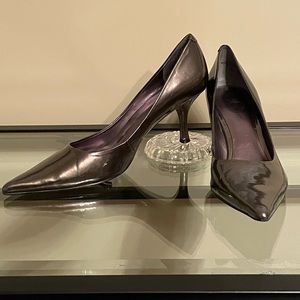 Nine West grey patent pumps size 8m